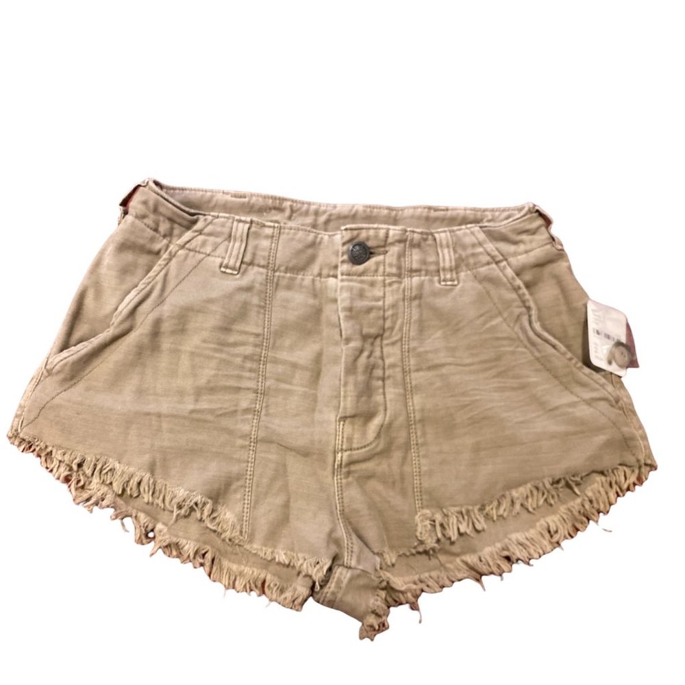 Free People Distressed Shorts NWT